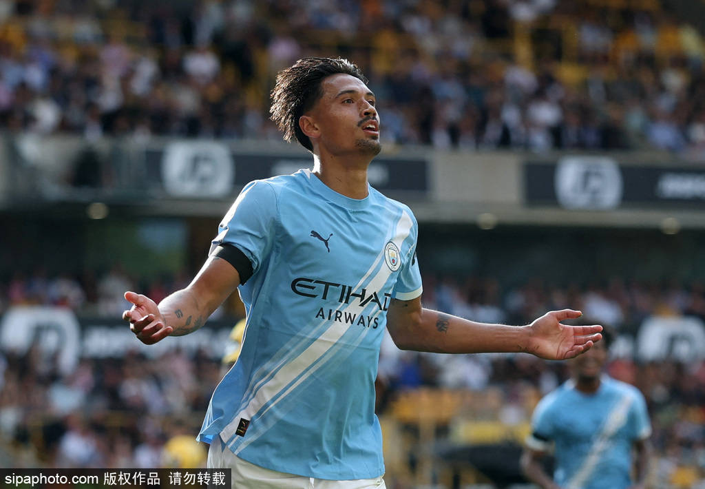 乌克兰超级联赛_英超-哈兰德双响赖因德斯传射建功 曼城4-0狼队暂登顶