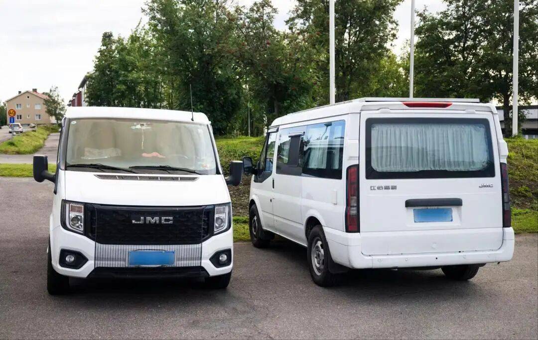 AlK法兰地Vs天狼星_中国旅行团8人在瑞典采野生蘑菇中毒AlK法兰地Vs天狼星，医院尚未确定误食的具体蘑菇种类