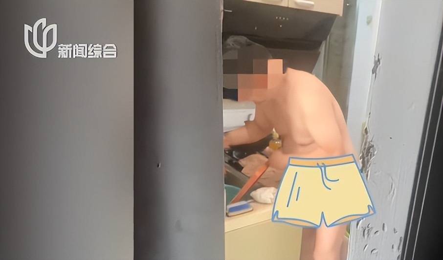 意大利乙组联赛_上海女子吓坏!54岁男邻居楼道内一丝不挂意大利乙组联赛,还用榔头猛砸她家大门!居委会:他母亲去世,心情郁闷