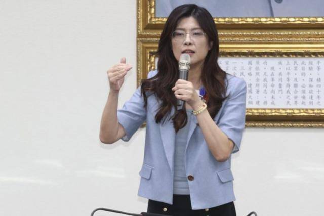 皇冠信用网出租_国民党惊变！郑丽文掀翻“旧势力”皇冠信用网出租，两岸迎来最大变数？