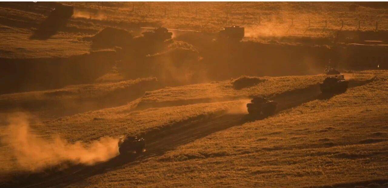 欧冠足球比分_大场面！机器狗、无人机开路欧冠足球比分，实兵对抗演练画面公布