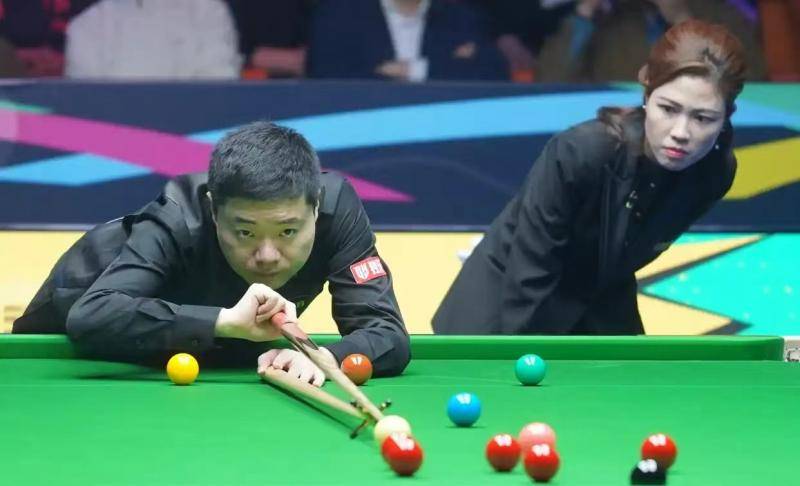 维多利亚BA vs 国际体育会RS_斯诺克国锦赛｜丁俊晖负苦主止步16强 墨菲人逢喜事精神爽