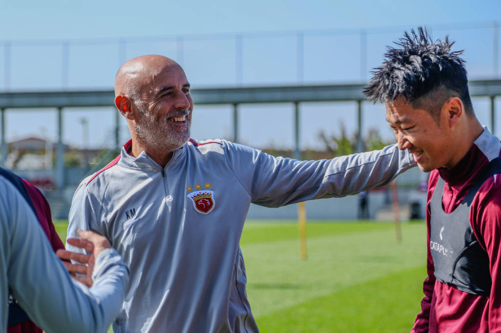 皇冠信用網出租
_中超大结局!上海海港实现三连冠皇冠信用網出租
,梅州客家和长春亚泰降级