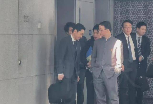 皇冠信用網代理注册_高市早苗启程飞赴G20皇冠信用網代理注册，日媒疯炒中日接触，碰瓷外交算计昭然若揭