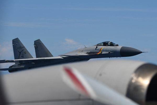 如何申请皇冠信用网_歼15在琉球上空两次锁定F15如何申请皇冠信用网，日本终于明白：印军阵风怎么输的了